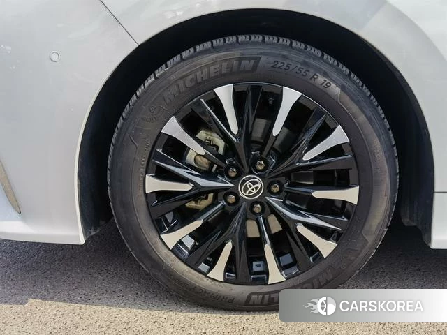 Toyota Elfa id 4313941 из Китая 14