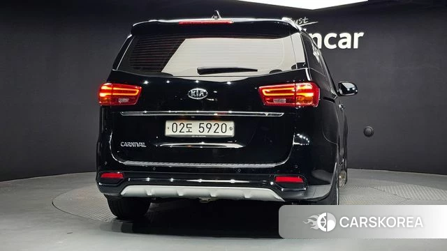 Kia The New Carnival id 4310838 из Кореи 25