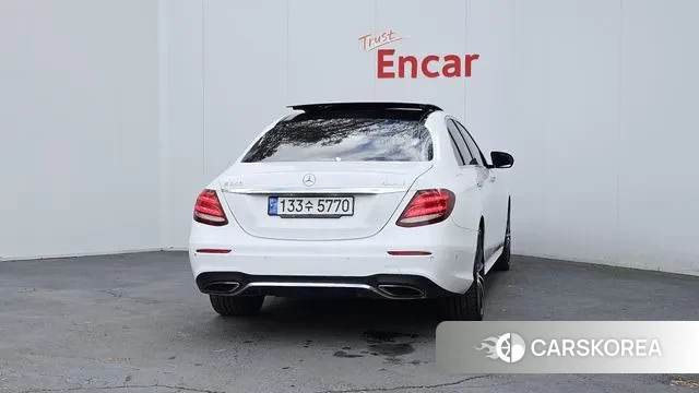 Mercedes-Benz E-Class W213 id 3552319 из Кореи 14