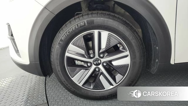 Kia The New Niro id 4250531 из Кореи 28