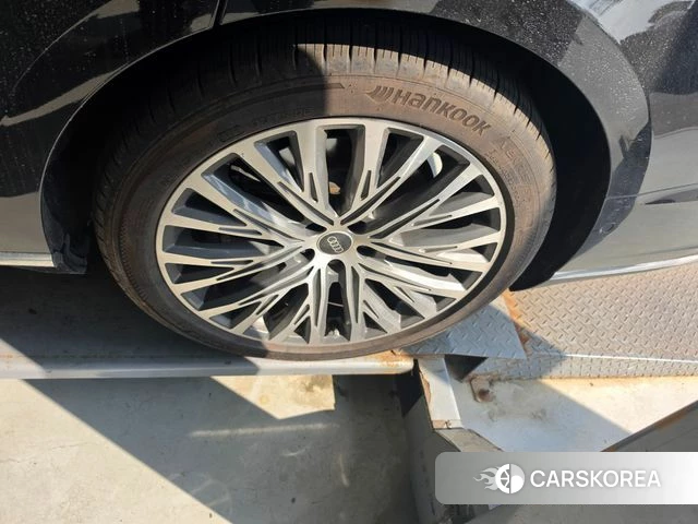 Audi A8 (D5) id 4282836 из Кореи 14