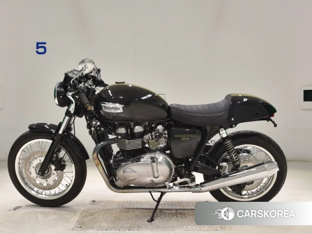 Triumph THRUXTON 2014 из Японии