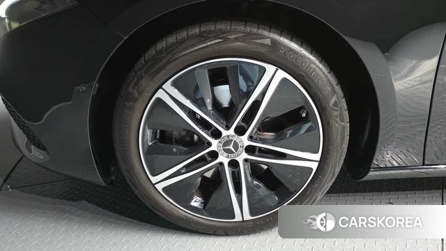 Mercedes-Benz A-Class W177 id 4853629 из Кореи 24