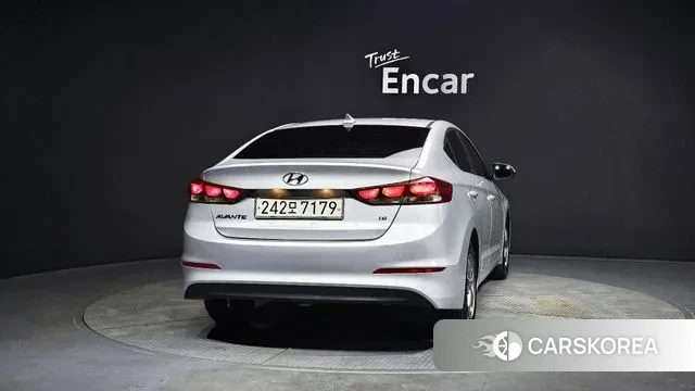 Hyundai Avante AD id 2892119 из Кореи 14