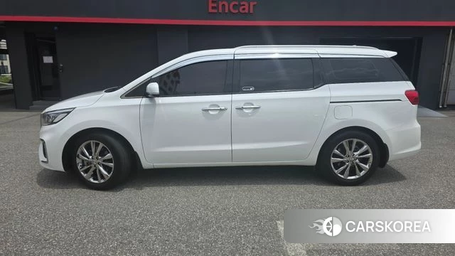 Kia The New Carnival id 4551669 из Кореи 14