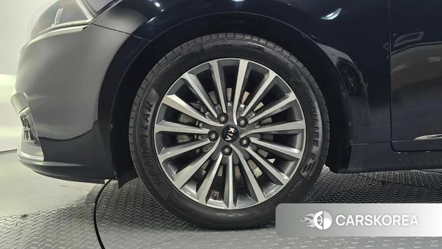 Kia Come New K7 id 4310824 из Кореи 28