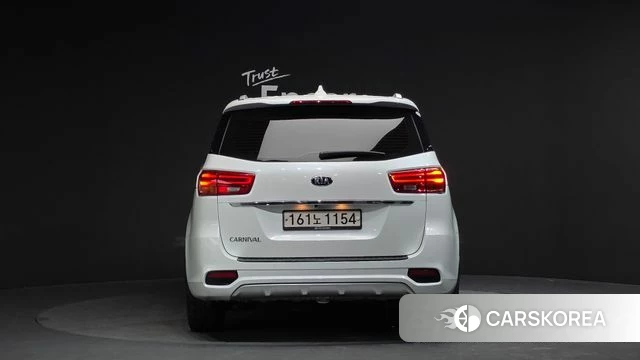 Kia The New Carnival id 3795954 из Кореи 14