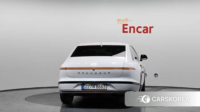 Hyundai Grandeur (GN7) id 3831522 из Кореи 14