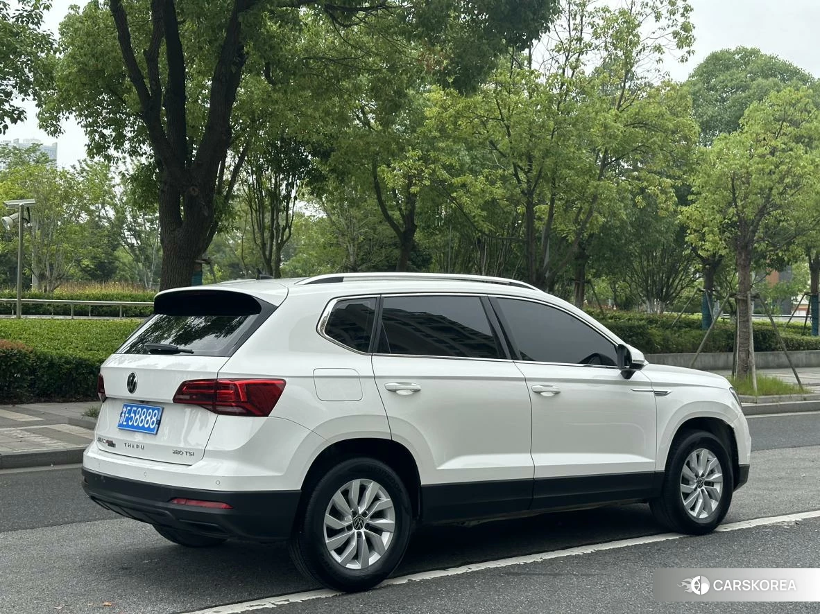 Volkswagen Tuyue 2022 Белый из Китая, фото 4