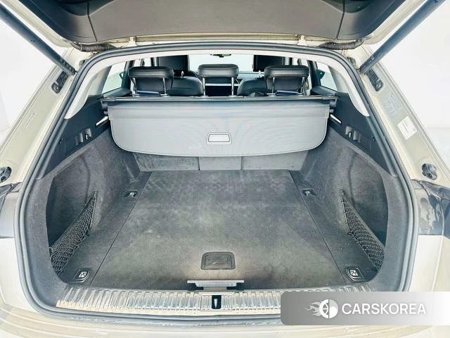 Audi e-tron 2022 Шампань из Китая, фото 4