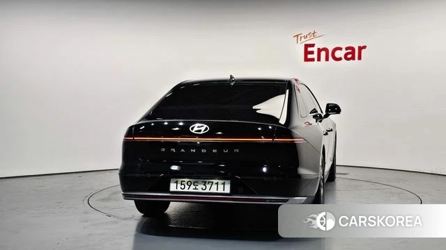 Hyundai Grandeur (GN7) id 4630886 из Кореи 14