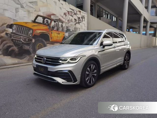 Volkswagen Tiguan L 2021 Шампань из Китая, фото 4