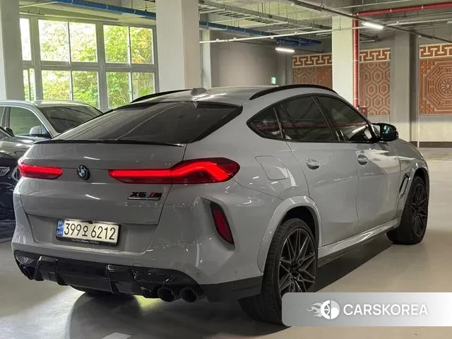 BMW X6M (G06) 2024 Серебристо-серый из Кореи, фото 6