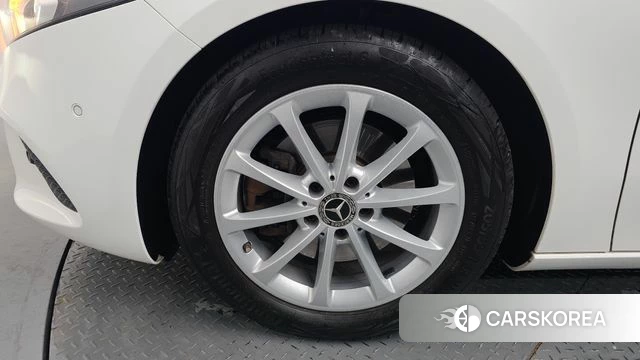 Mercedes-Benz A-Class W177 id 4304439 из Кореи 25