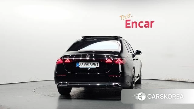 Mercedes-Benz E-Class W214 id 4413715 из Кореи 27