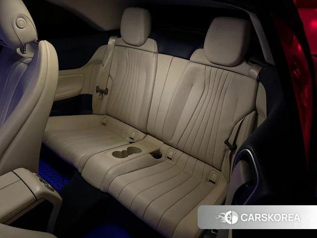 Mercedes-Benz E-Class W213 2018 Белый из Кореи, фото 4