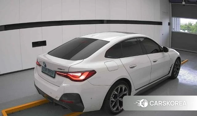 BMW i4 id 4524379 из Кореи 9
