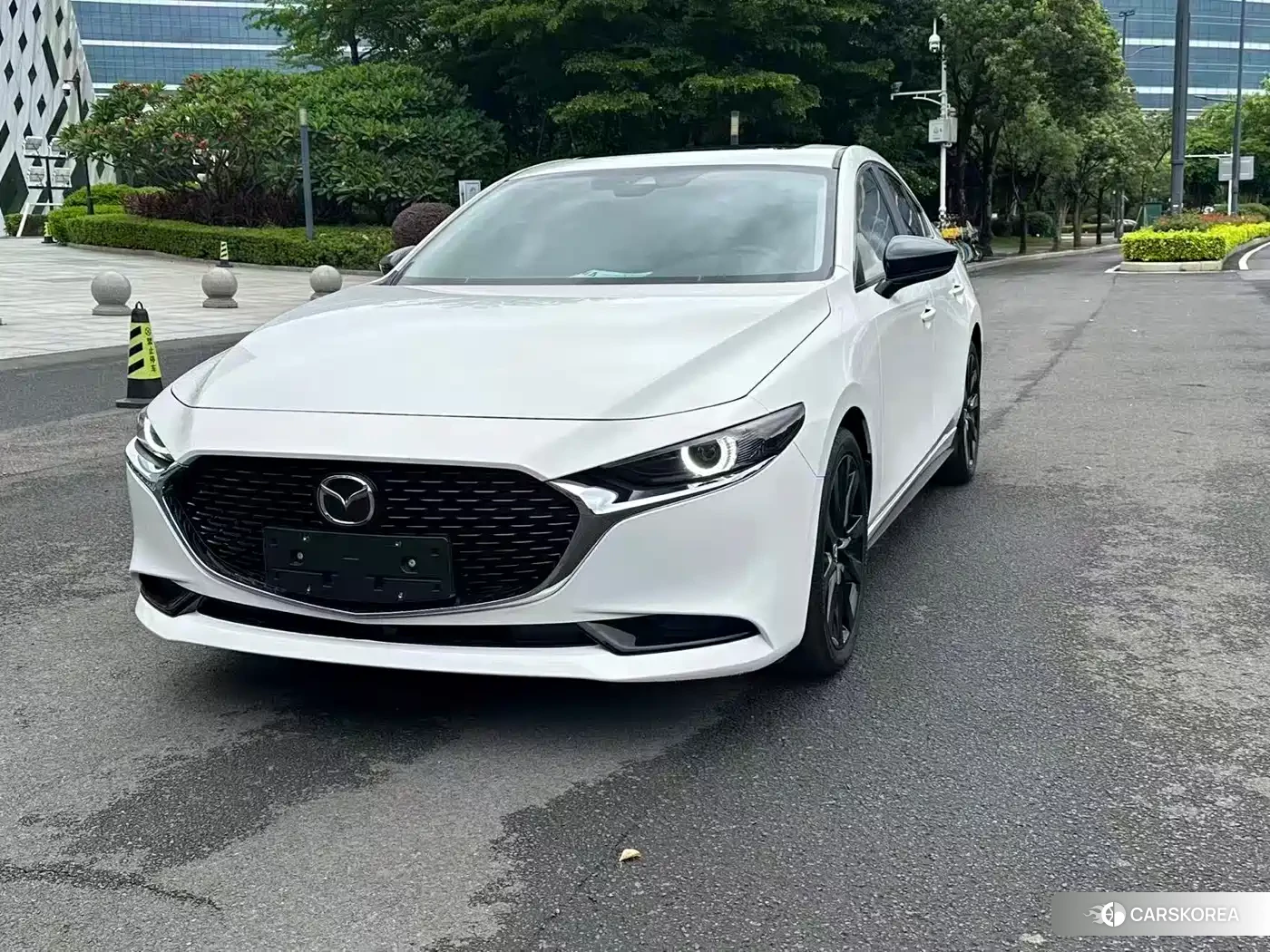 Mazda 3 2023 Белый из Китая, фото 4