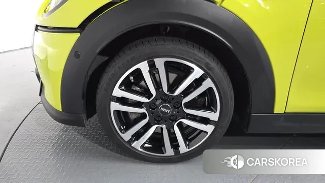 Mini Cooper S Convertible id 2968389 из Кореи 14