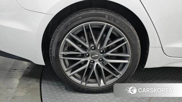 Genesis G70 id 4895681 из Кореи 31