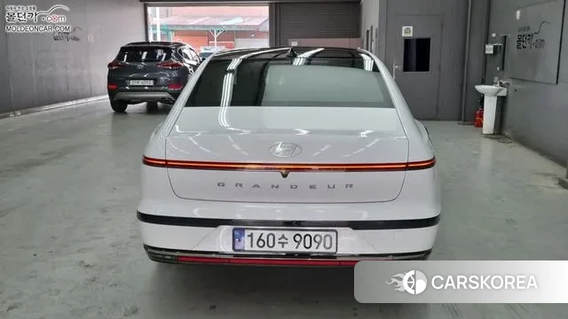 Hyundai Grandeur Hybrid (GN7) id 3022164 из Кореи 12