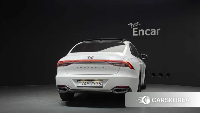 Hyundai The New Grandeur IG Hybrid id 4613649 из Кореи 30