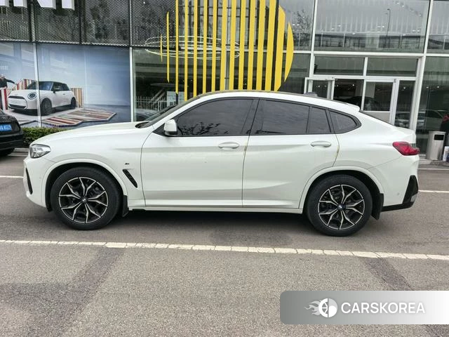 BMW X4 2022 Белый из Китая, фото 4