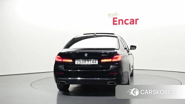 BMW 5 Series (G30) id 4267580 из Кореи 25