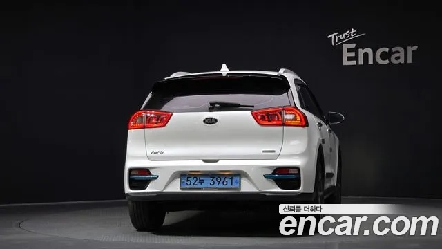 Kia Niro EV id 2946079 из Кореи 14