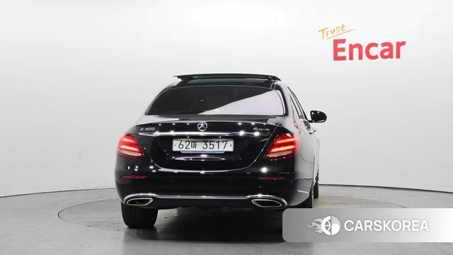 Mercedes-Benz E-Class W213 id 3879709 из Кореи 14