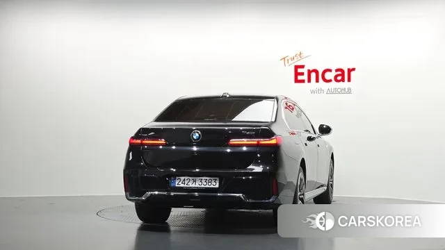 BMW 7 Series (G70) id 3770210 из Кореи 14