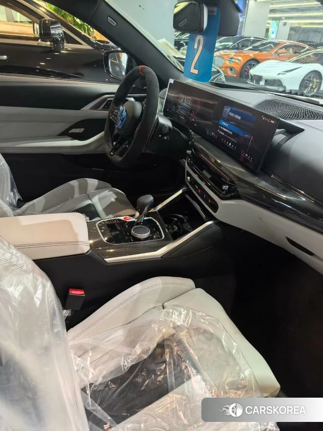 BMW M4 2025 Серебристо-серый из Китая, фото 4