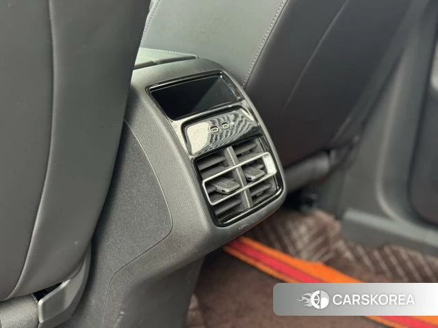Volkswagen Tiguan L id 4215571 из Китая 18