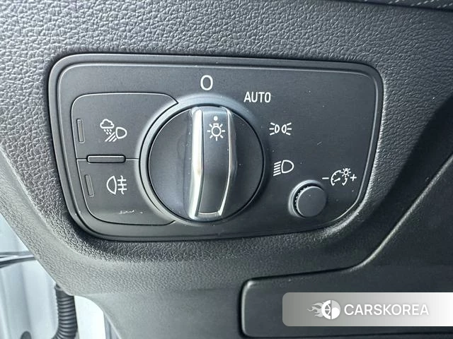 Audi Q2L id 4313289 из Китая 18
