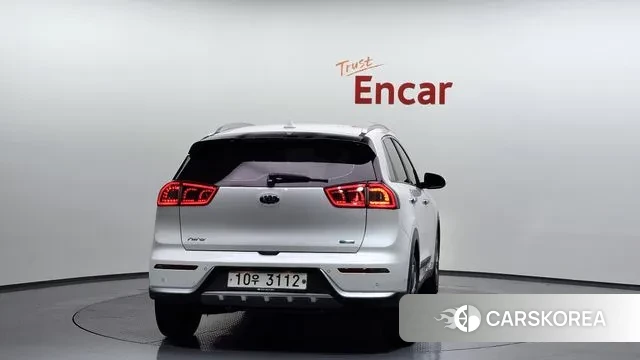 Kia Niro id 3489678 из Кореи 14