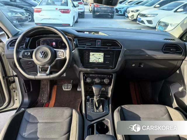Volkswagen Tiguan L 2021 Шампань из Китая, фото 4