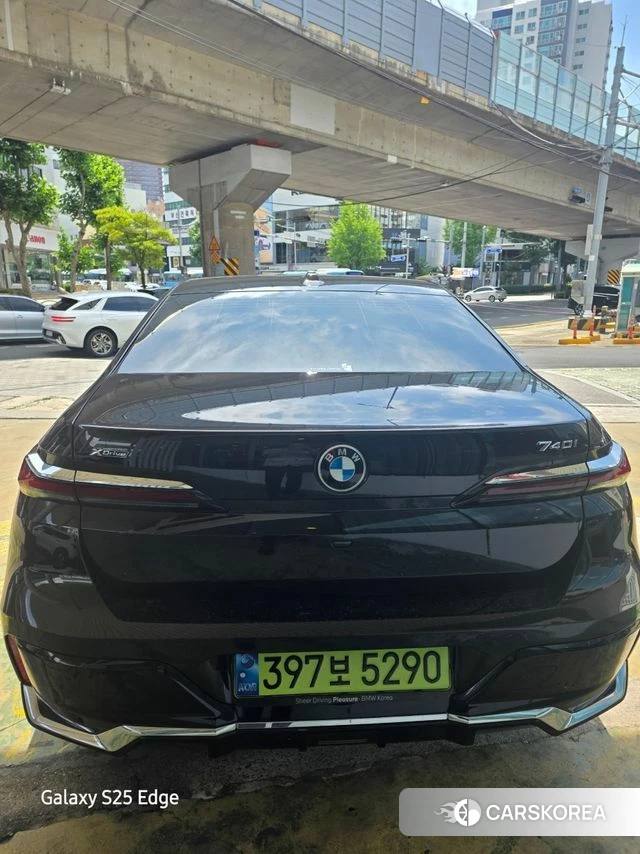 BMW 7 Series (G70) 2025 Черный из Кореи, фото 4