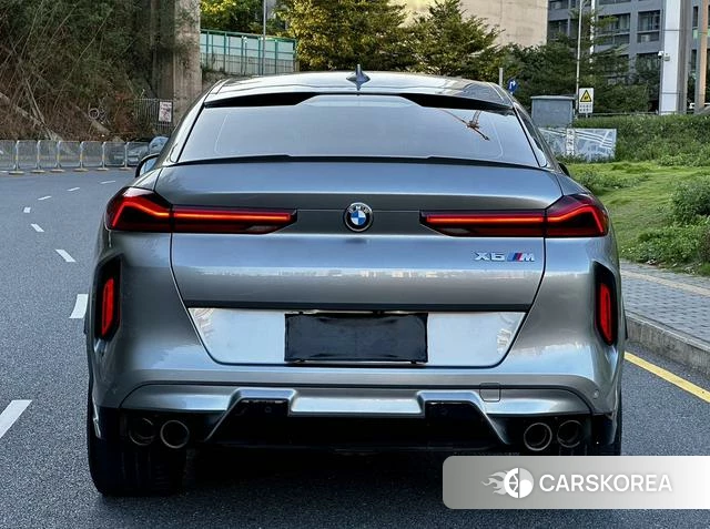 BMW X6 M 2021 Серебристо-серый из Китая, фото 4