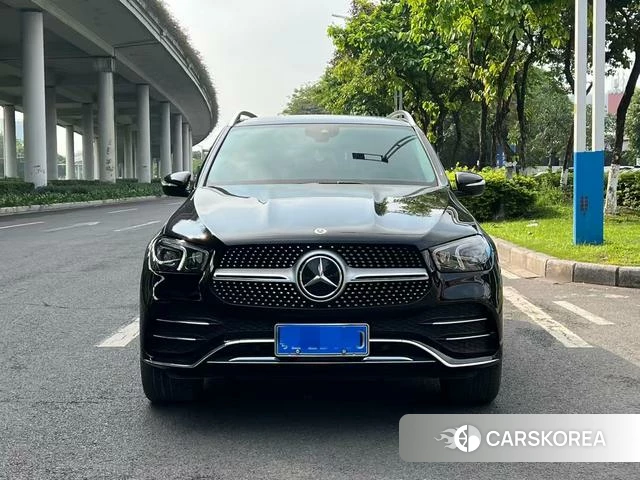 Mercedes-Benz GLE (import) 2022 Черный из Китая, фото 4