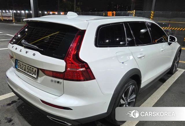 Volvo V60 Cross-Country 2nd Generation id 4416424 из Кореи 9