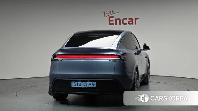 Tesla Model Y id 3909234 из Кореи 14