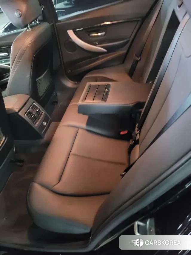 BMW 3 Series (F30) id 3014077 из Кореи 11