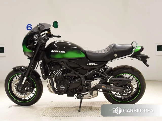 Kawasaki Z900RS CAFE 2025 из Японии