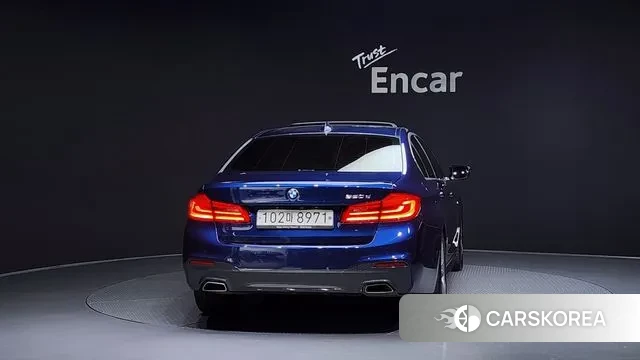 BMW 5 Series (G30) id 3291770 из Кореи 14