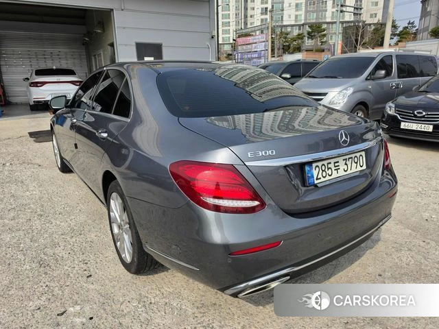 Mercedes-Benz E-Class W213 id 4626229 из Кореи 14
