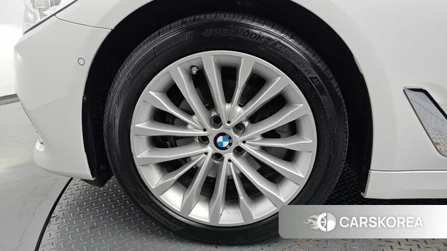 BMW 5 Series (G30) id 4417298 из Кореи 29