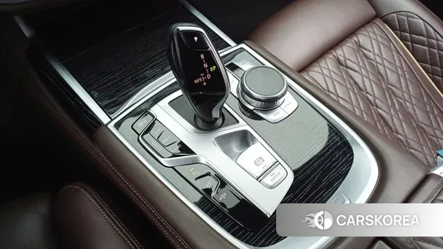 BMW 7 Series (G11) id 3027609 из Кореи 14