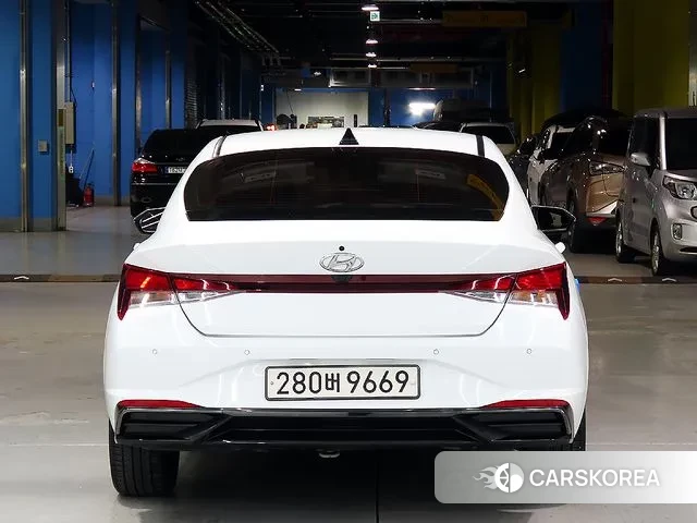 Hyundai Avante (CN7) id 2985804 из Кореи 14