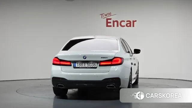 BMW 5 Series (G30) id 3032219 из Кореи 14