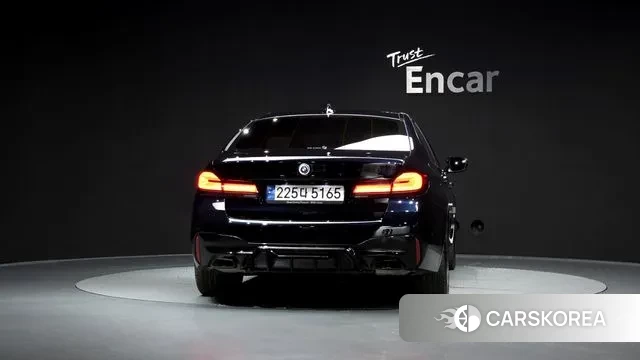 BMW 5 Series (G30) id 3360396 из Кореи 14